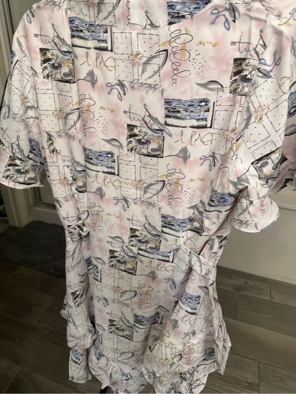Women’s Kori ruffle dress with belt, light pink.